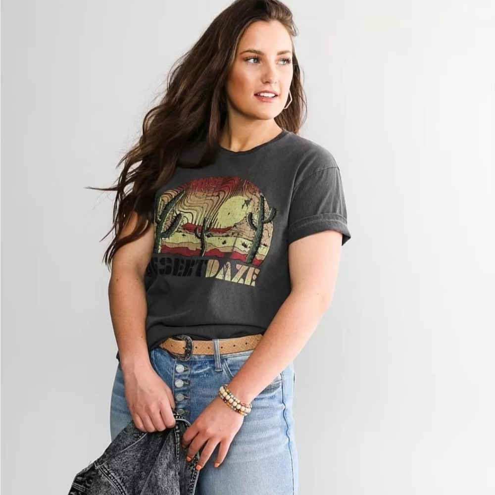 AMERICAN HIGHWAY 'DESERT DAZE'  T-Shirt, Size Small, NWT